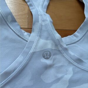 Lululemon tank top